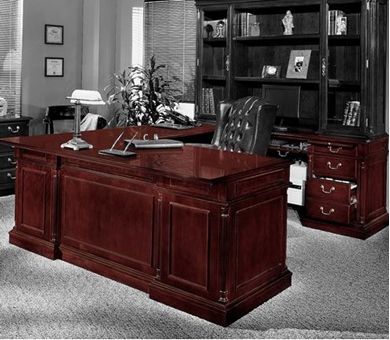 Picture of Traditional Veneer 72" U Shape Office Desk Workstation