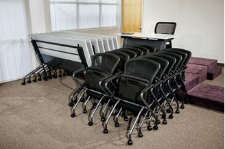 Picture of Pack of 4' Mobile Nesting Tables with Nesting Chairs